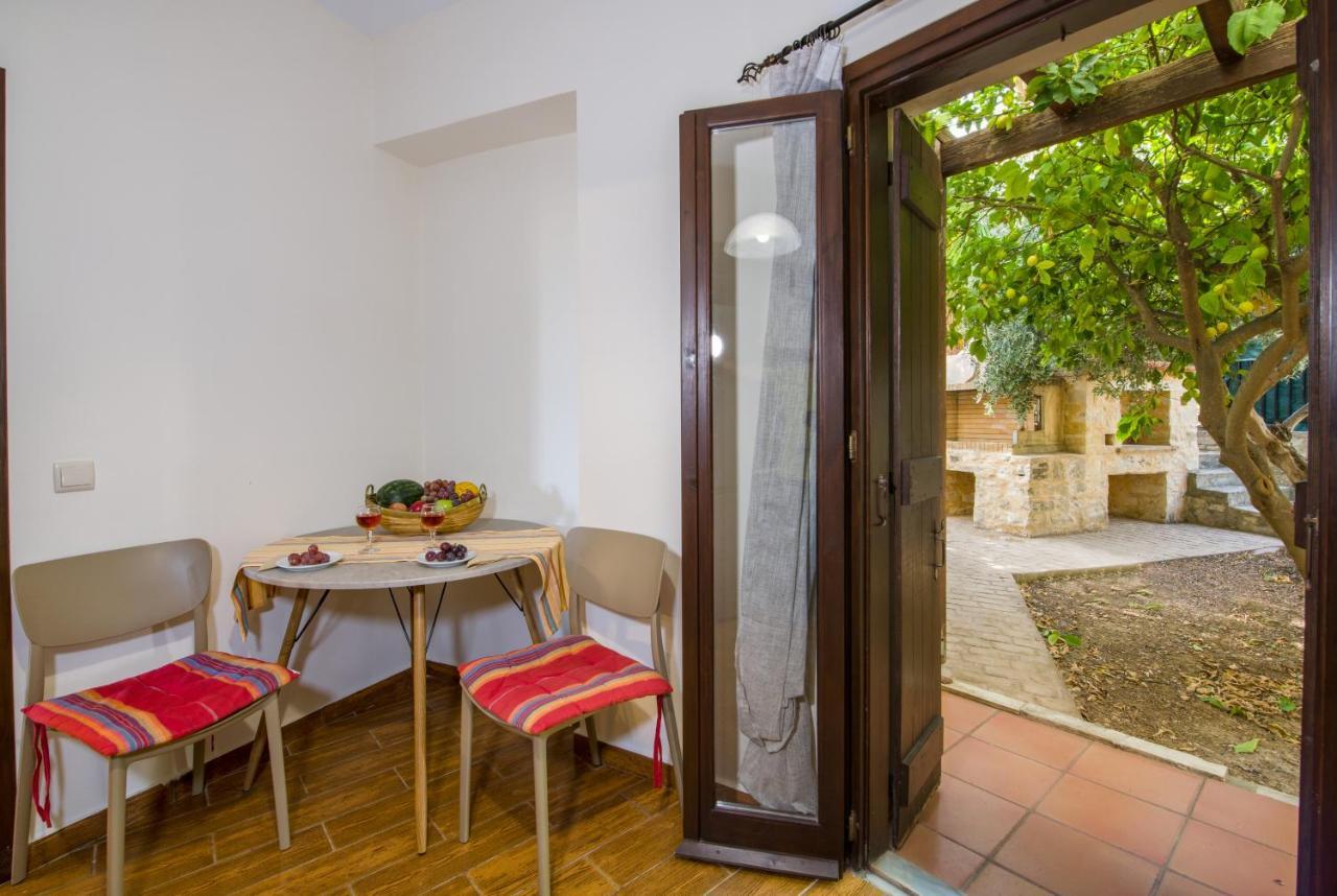 Douliana Villas Exteriör bild